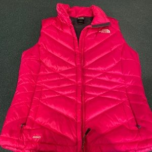 Women’s The North Face vest